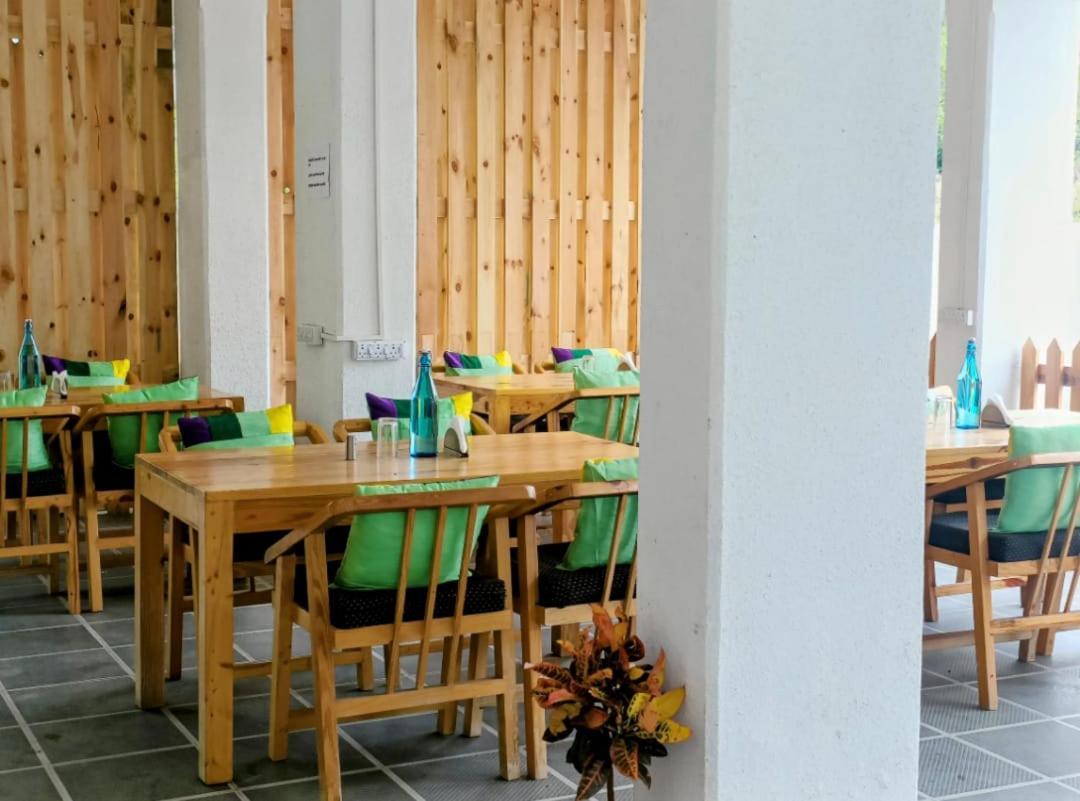 Ornate Service Apartments ปูเน่ ภายนอก รูปภาพ